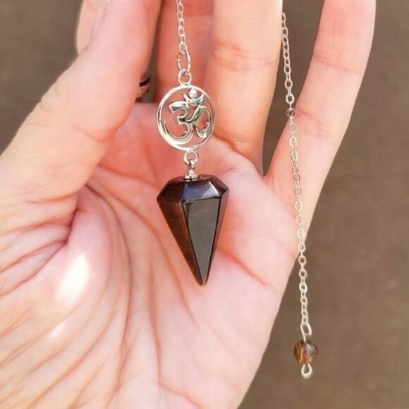 Tiger’s Eye ✦ OM Pendulum for Divination ✦ Solar Energy ✦ Manifestation NWT - Picture 1 of 5